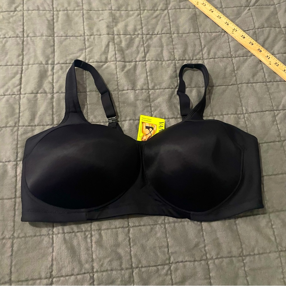 Vanity fair sport bra style 71500 bra size 44DD black nwt